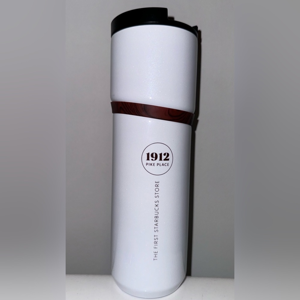 NWOT Starbucks Pike Place Insulated Cup